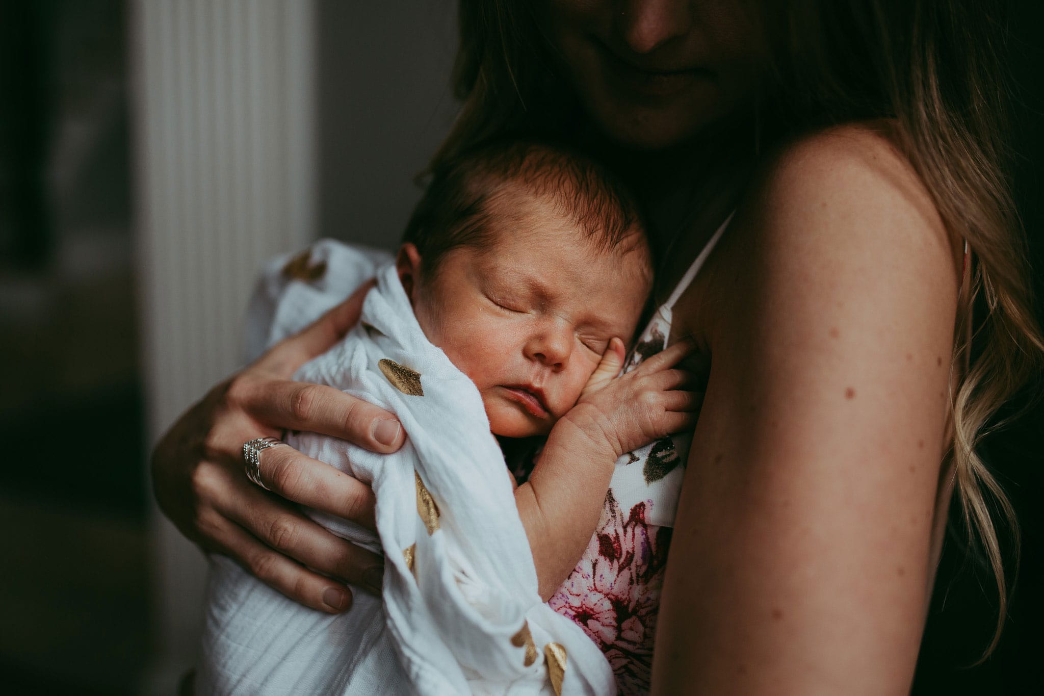 portland newborn lifestyle photographer