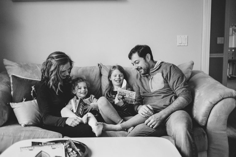 A Hogan Family Christmas | In-Home Lifestyle Family Photography