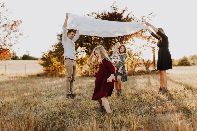 Warm Autumn Afternoon with Awesome Family of Five | Lake Oswego Family Photographer