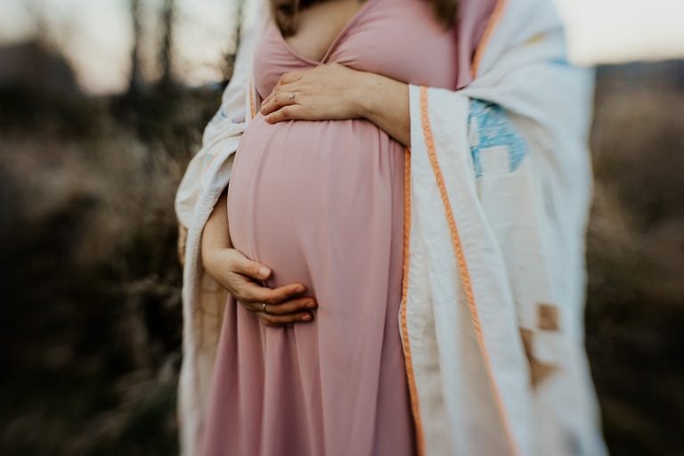 Portland Maternity Photographer | Winter Pregnancy Photos